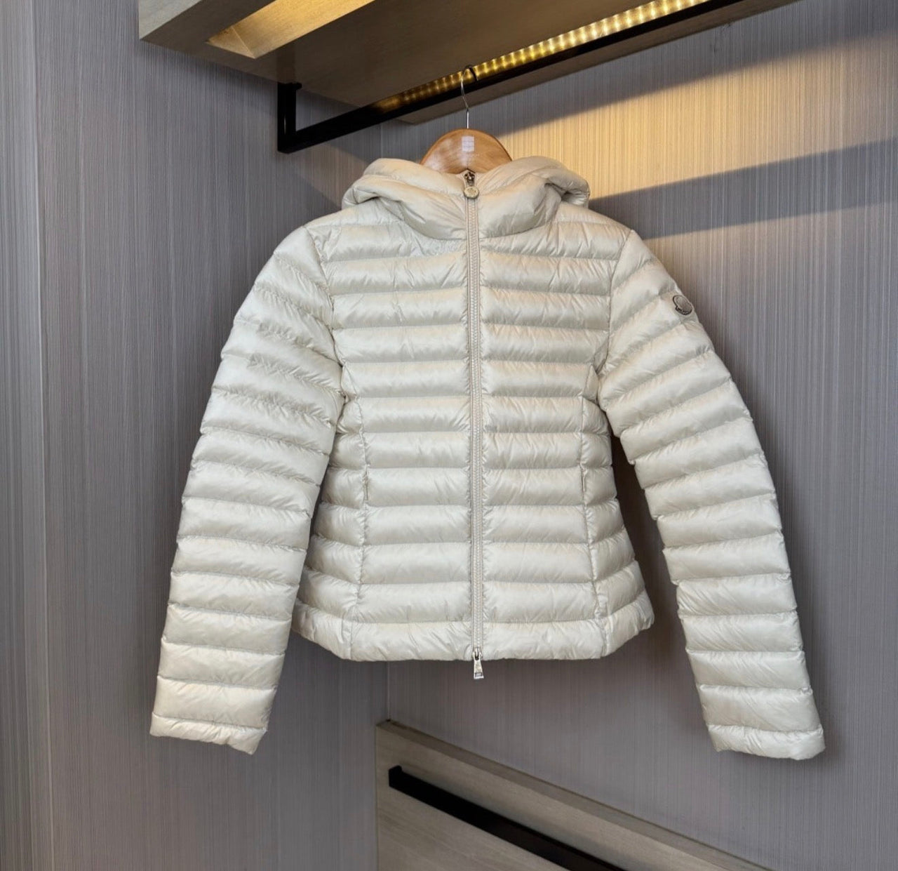 M IGE JACKET BLACK / WHITE