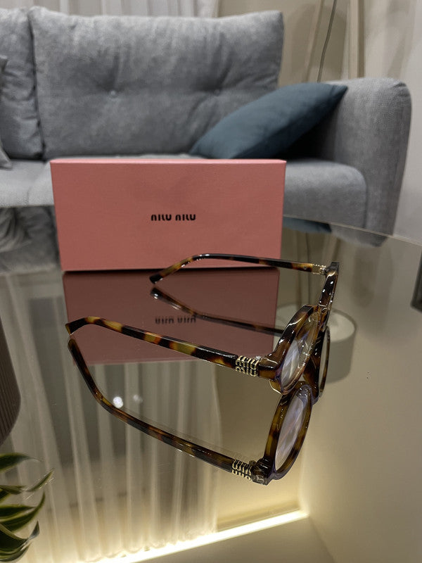 MIU GLASSES