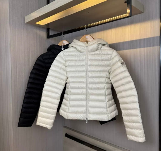 M IGE JACKET BLACK / WHITE