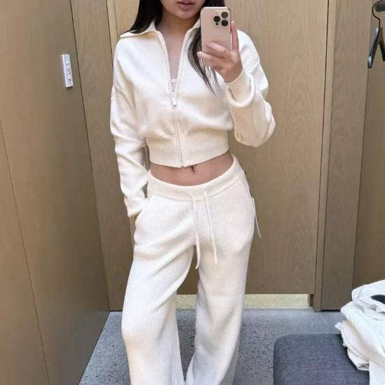 A KNIT SET