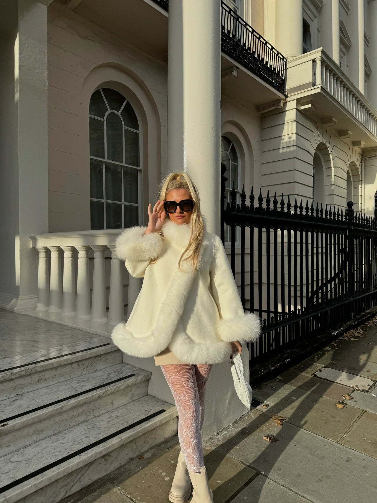 AURELIA FUR TRIM WHITE