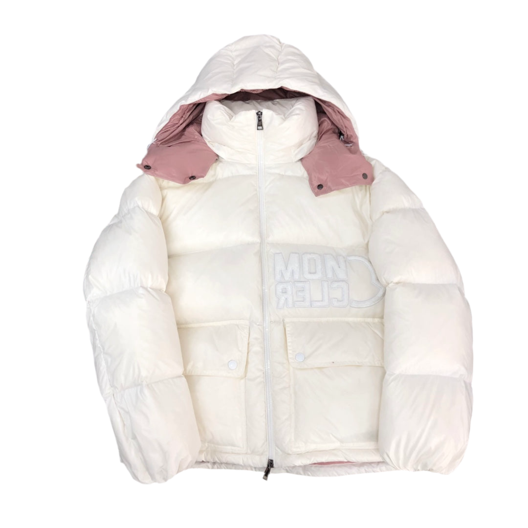 M coat white