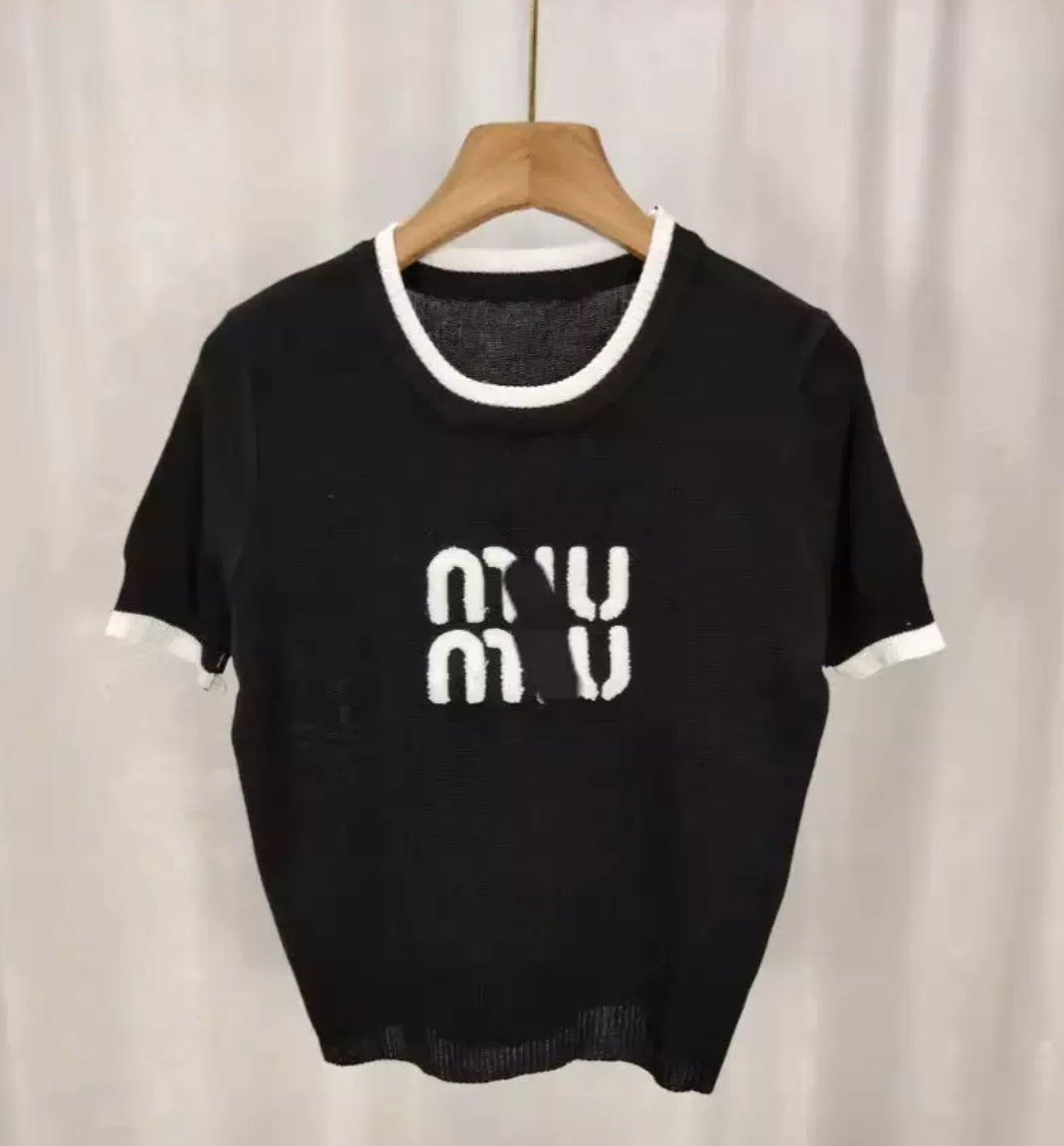MIU  TOP