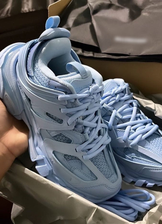B Tracks Baby Blue
