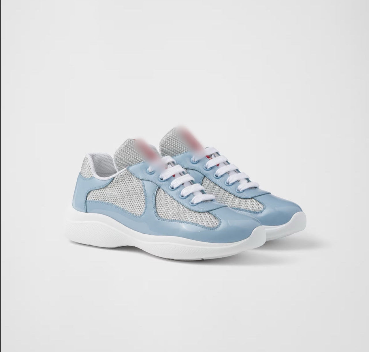 P Light blue cups